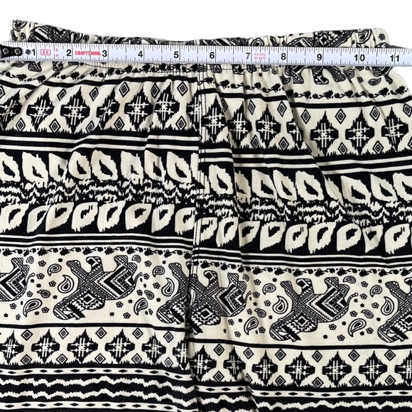 Kathy one size cream & black tribal elephant soft, thin leggings - Picture 7 of 11